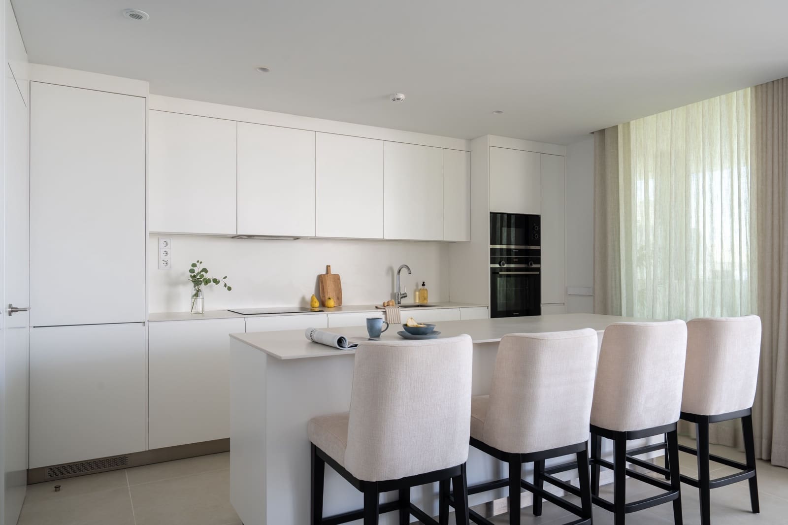 3 bedroom Apartment for sale in Fuengirola with pool - € 795,000 (Ref: 9258116)