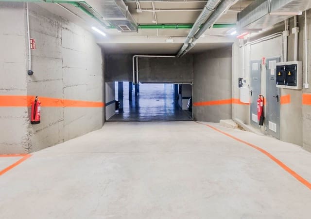 Byhus til salg i Hacienda Torrequebrada, Benalmádena - € 29.500 (Ref: 9263389)