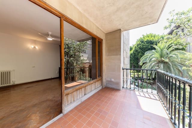 Appartement de 4 chambres à louer à La Seu, Palma de Mallorca - 2 700 € (Ref: 9263390)