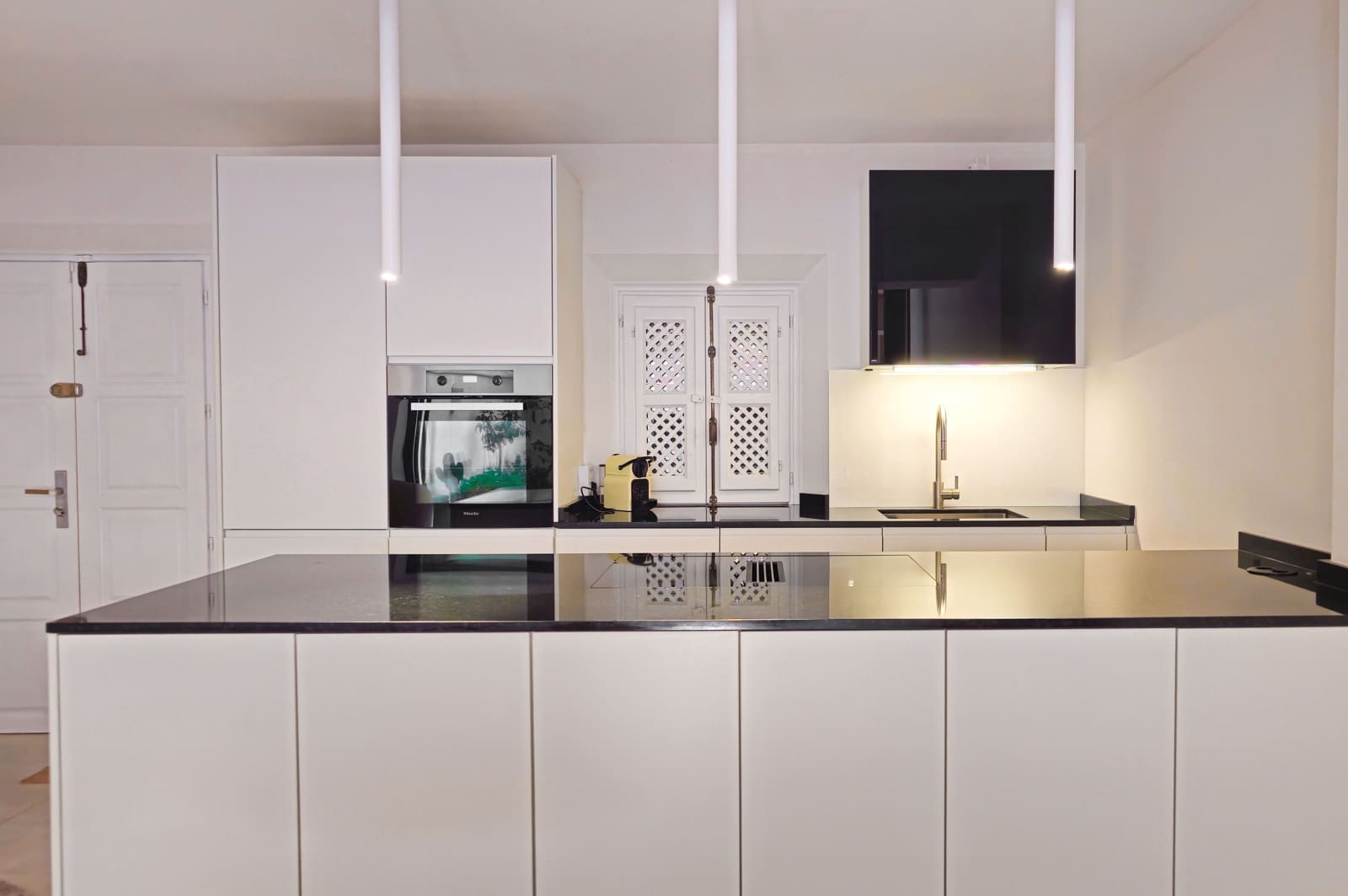 2 sypialnia Dom na sprzedaż w Marbella z basenem - 1 075 000 € (Ref: 9265149)