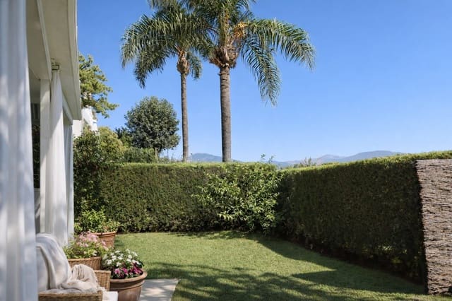 5 soveværelse Lejlighed til salg i Guadalmina Baja, Marbella med swimmingpool - € 779.900 (Ref: 9268930)