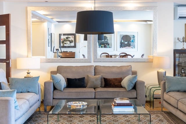 3 sypialnia Apartament do wynajęcia w La Malagueta, Miasto Málaga - 4 500 € (Ref: 9268996)