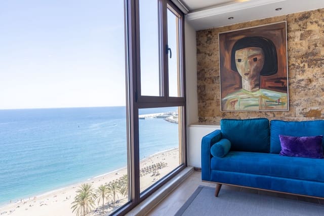 3 sypialnia Apartament do wynajęcia w La Malagueta, Miasto Málaga - 4 500 € (Ref: 9268996)