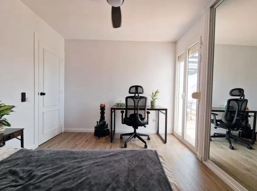 3 soveværelse Penthouse til salg i Estepona med swimmingpool - € 539.000 (Ref: 9269070)