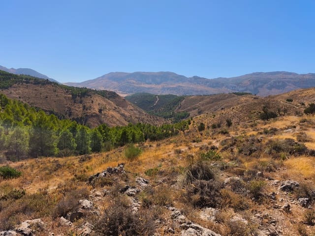 Hus til salgs i Antequera - € 359 000 (Ref: 9270555)