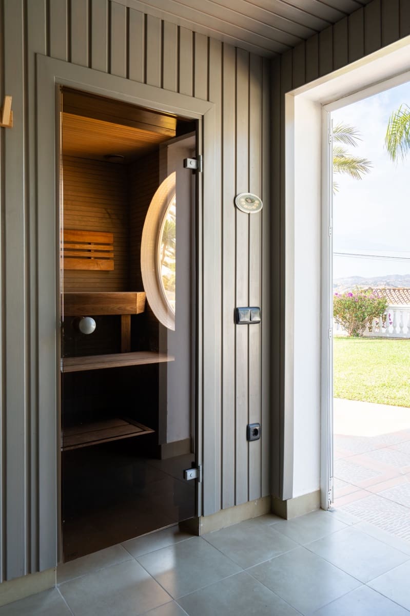 7 sovrum Villa till salu i Mijas Costa med pool - 1 945 000 € (Ref: 9275194)