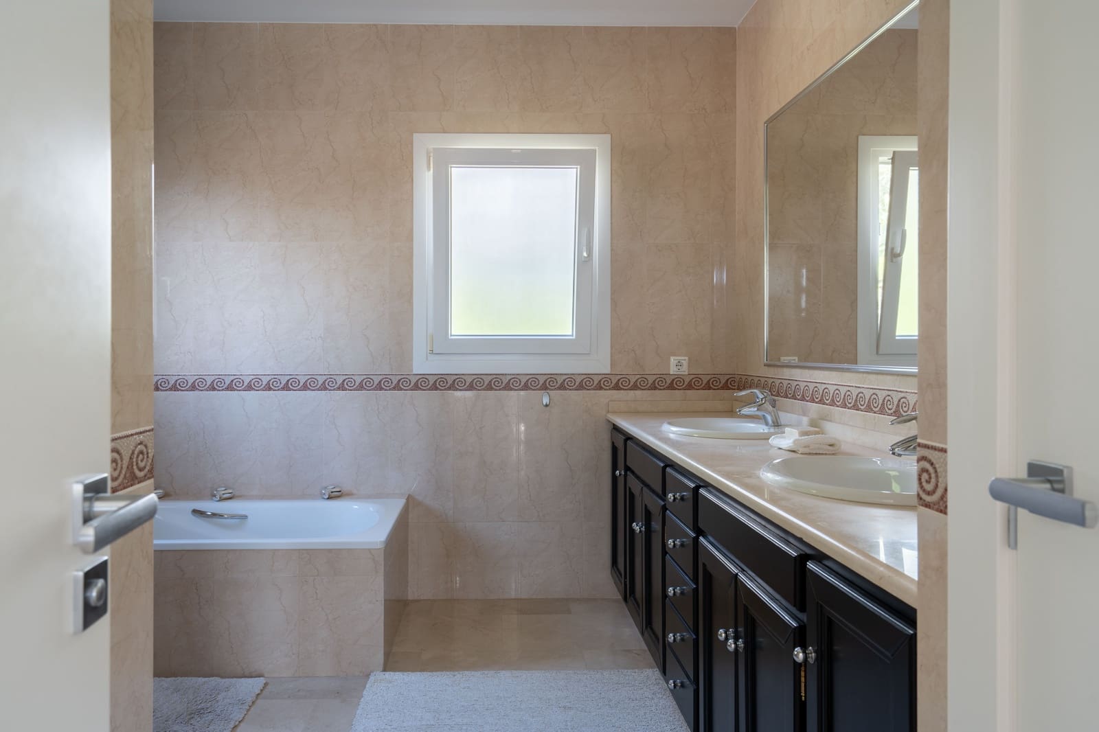 7 sovrum Villa till salu i Mijas Costa med pool - 1 945 000 € (Ref: 9275194)