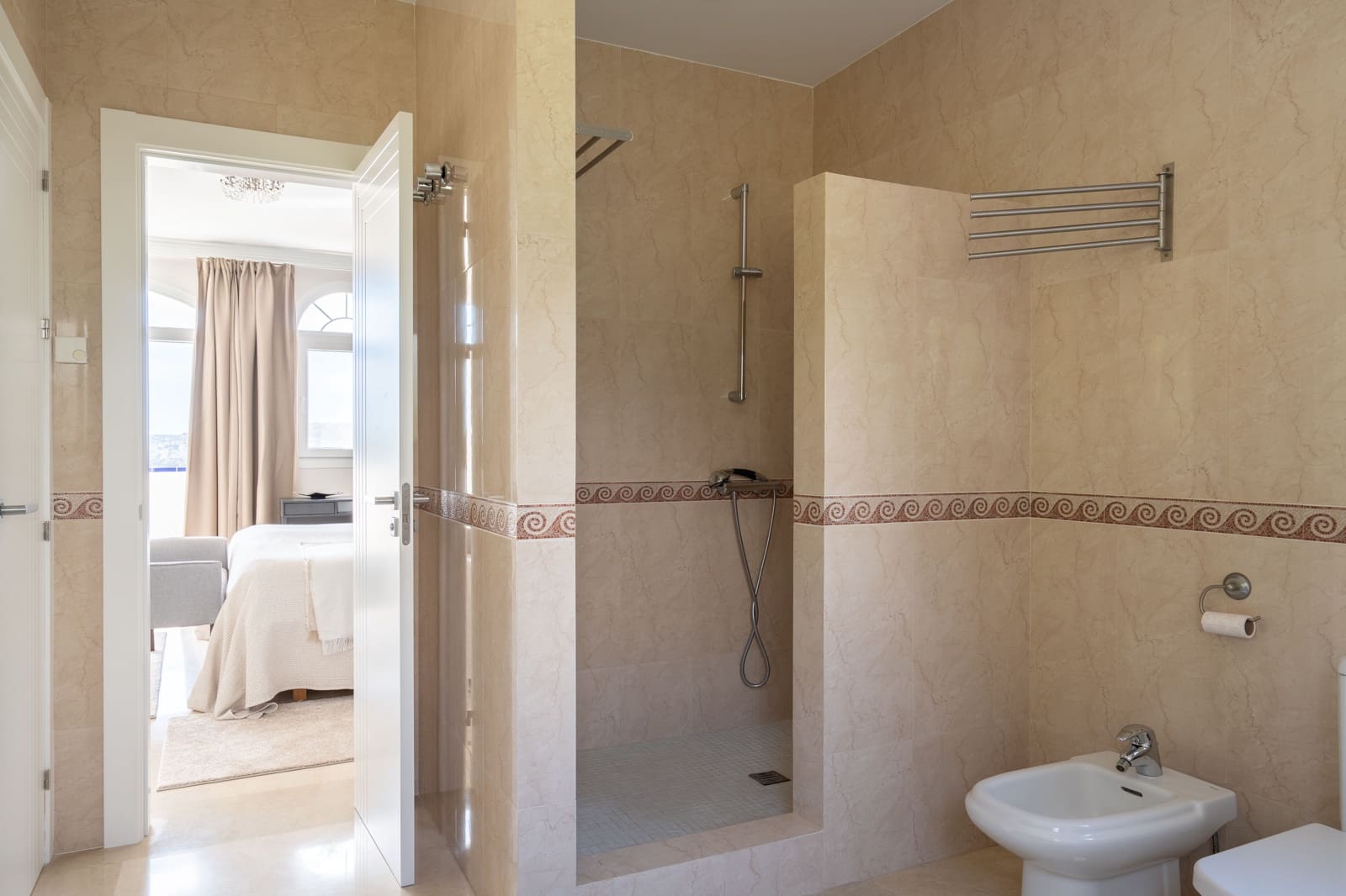 7 sovrum Villa till salu i Mijas Costa med pool - 1 945 000 € (Ref: 9275194)