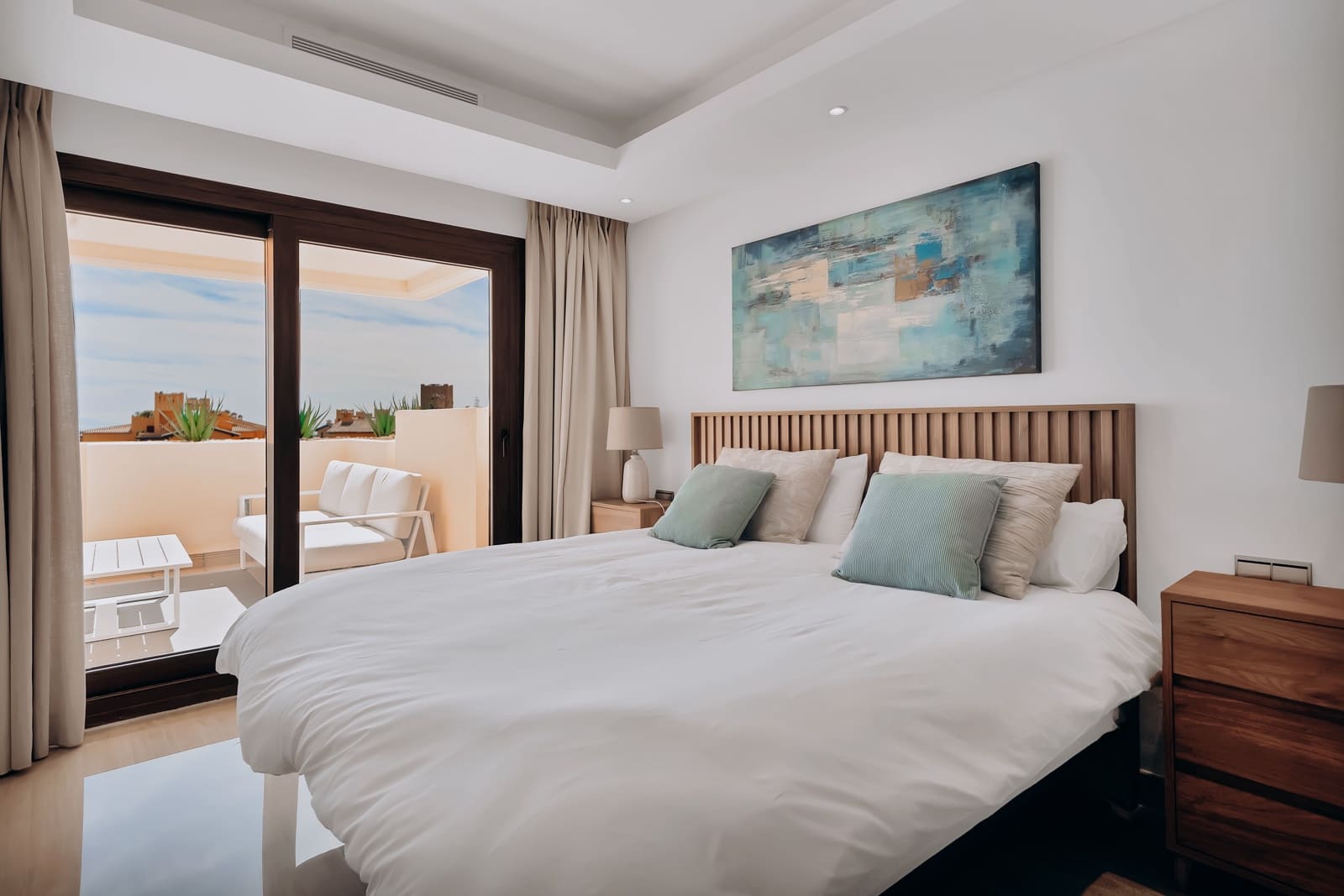 3 makuuhuone Huoneisto myytävänä paikassa Estepona mukana uima-altaan - 895 000 € (Ref: 9275195)