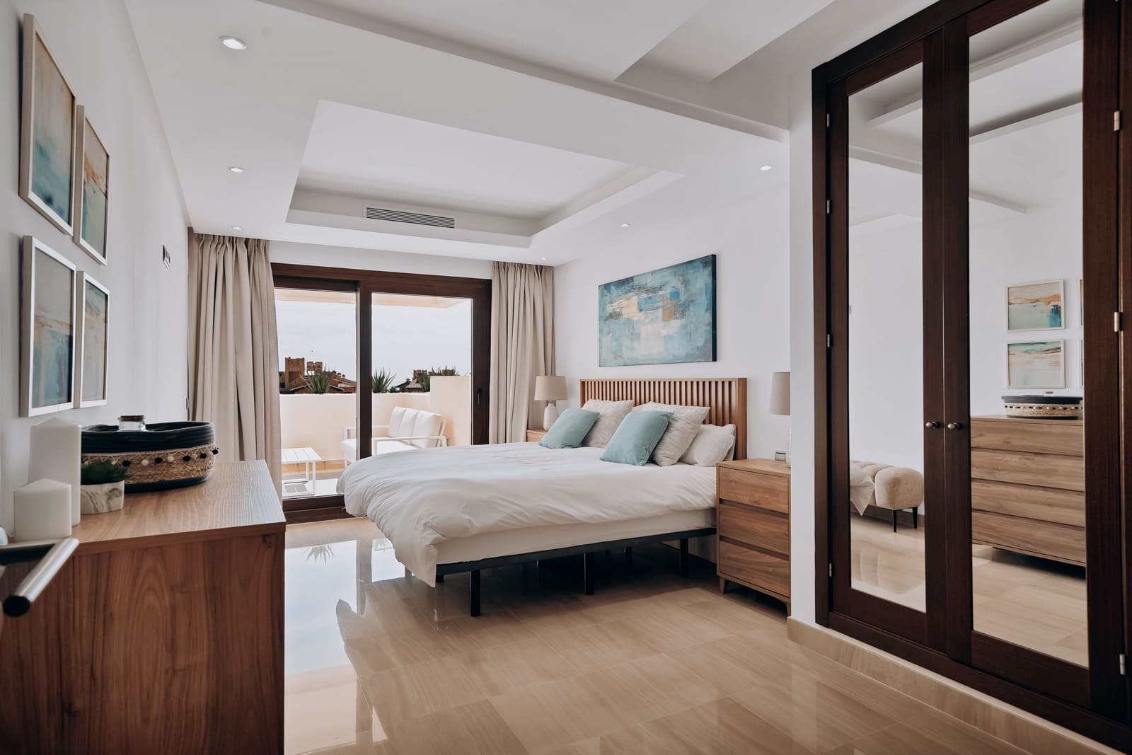 3 makuuhuone Huoneisto myytävänä paikassa Estepona mukana uima-altaan - 895 000 € (Ref: 9275195)