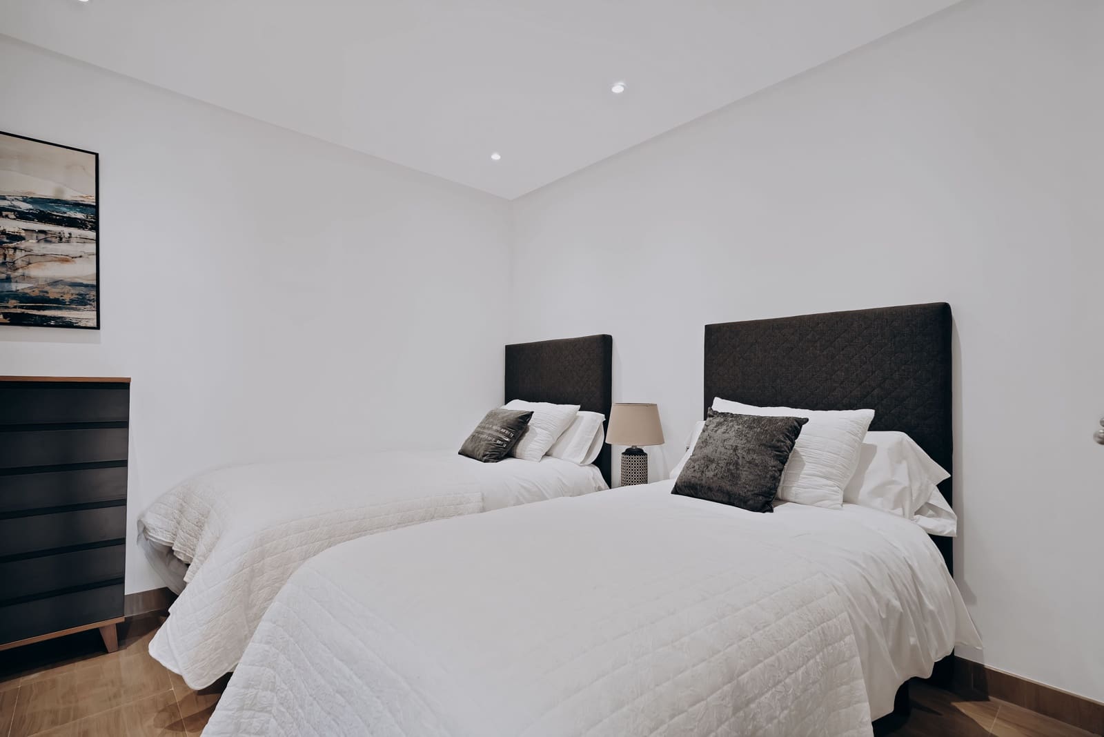 3 makuuhuone Huoneisto myytävänä paikassa Estepona mukana uima-altaan - 895 000 € (Ref: 9275195)