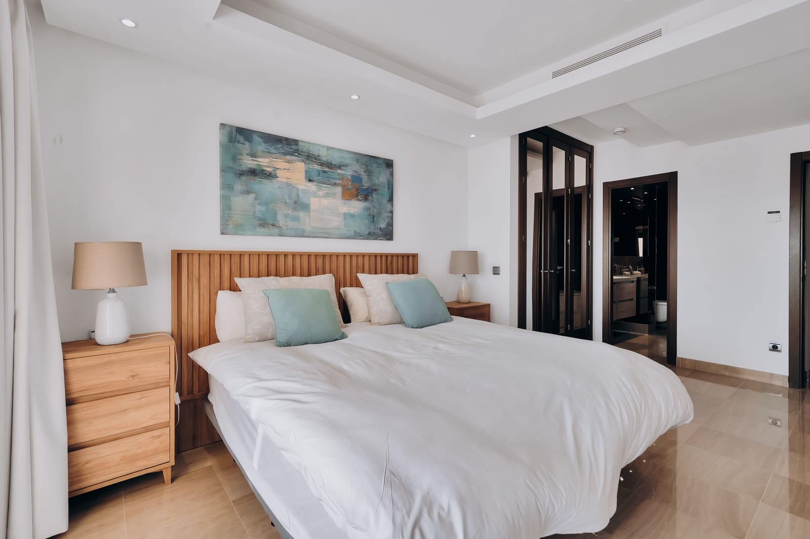 3 makuuhuone Huoneisto myytävänä paikassa Estepona mukana uima-altaan - 895 000 € (Ref: 9275195)