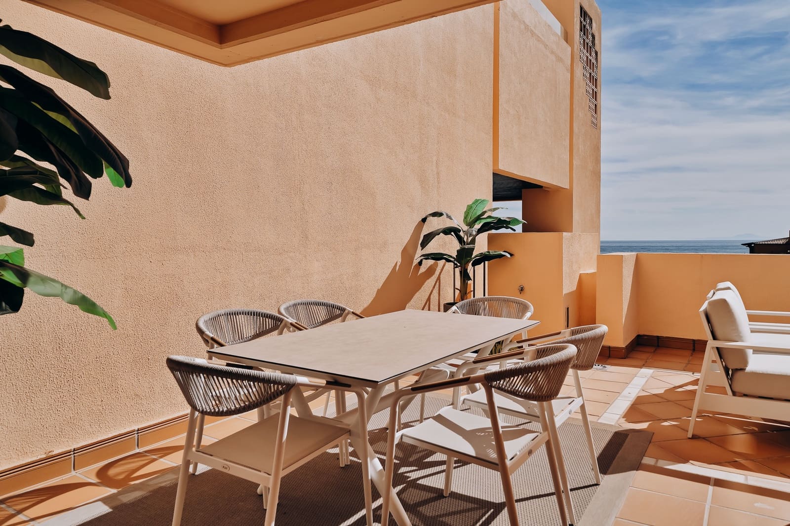 3 makuuhuone Huoneisto myytävänä paikassa Estepona mukana uima-altaan - 895 000 € (Ref: 9275195)