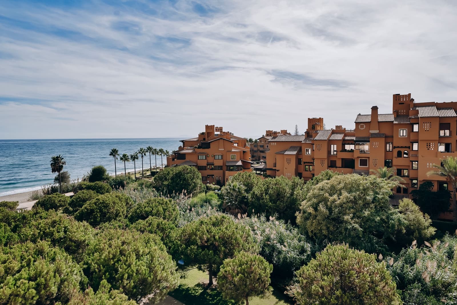 3 makuuhuone Huoneisto myytävänä paikassa Estepona mukana uima-altaan - 895 000 € (Ref: 9275195)