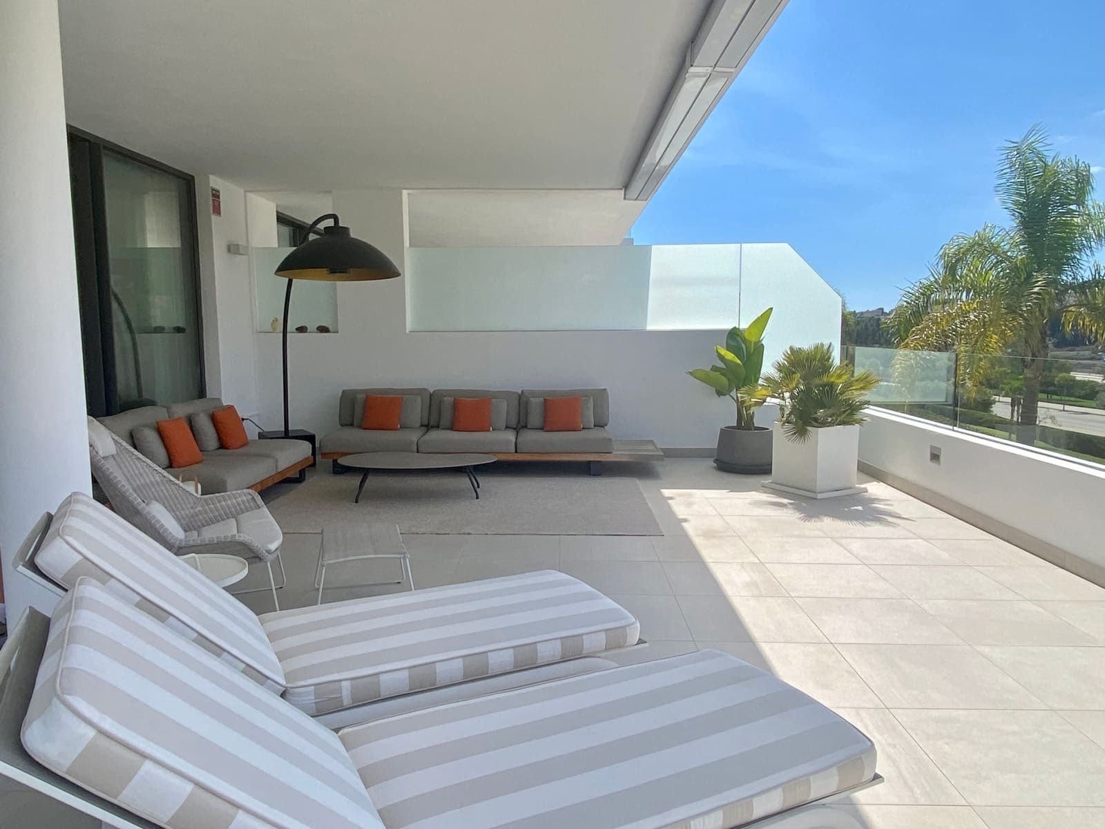 3 quarto Apartamento para venda em New Golden Mile com piscina - 895 000 € (Ref: 9275820)