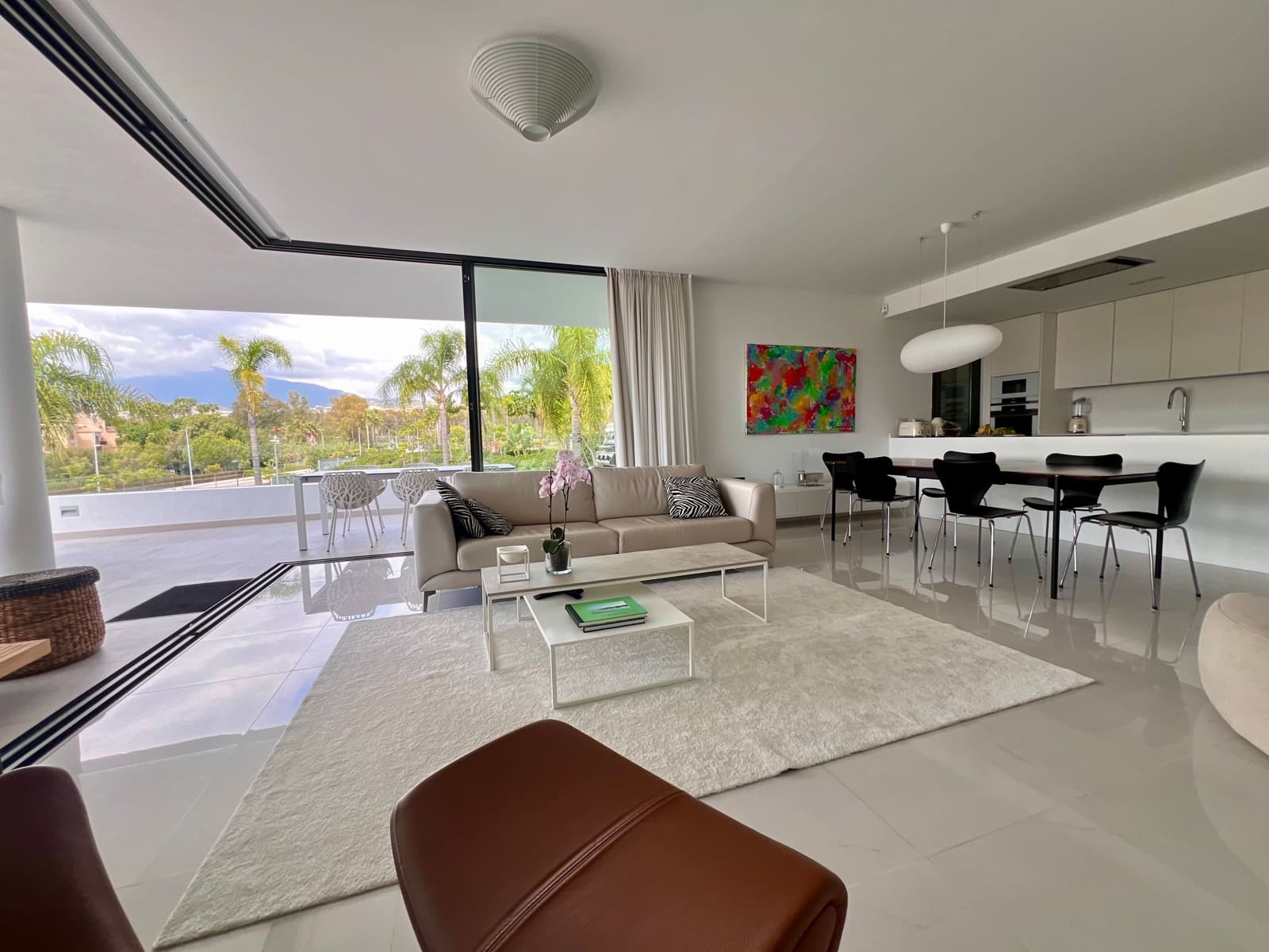 3 quarto Apartamento para venda em New Golden Mile com piscina - 895 000 € (Ref: 9275820)