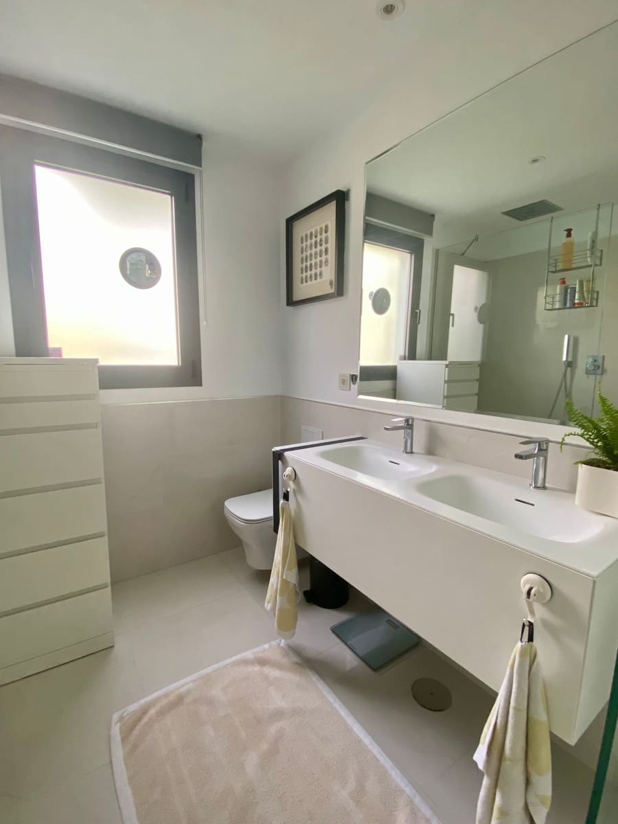 3 quarto Apartamento para venda em New Golden Mile com piscina - 895 000 € (Ref: 9275820)