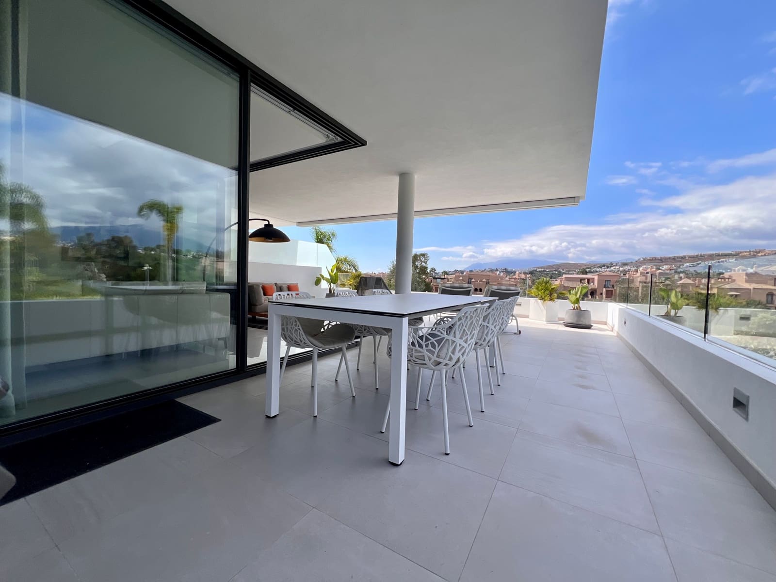 3 quarto Apartamento para venda em New Golden Mile com piscina - 895 000 € (Ref: 9275820)