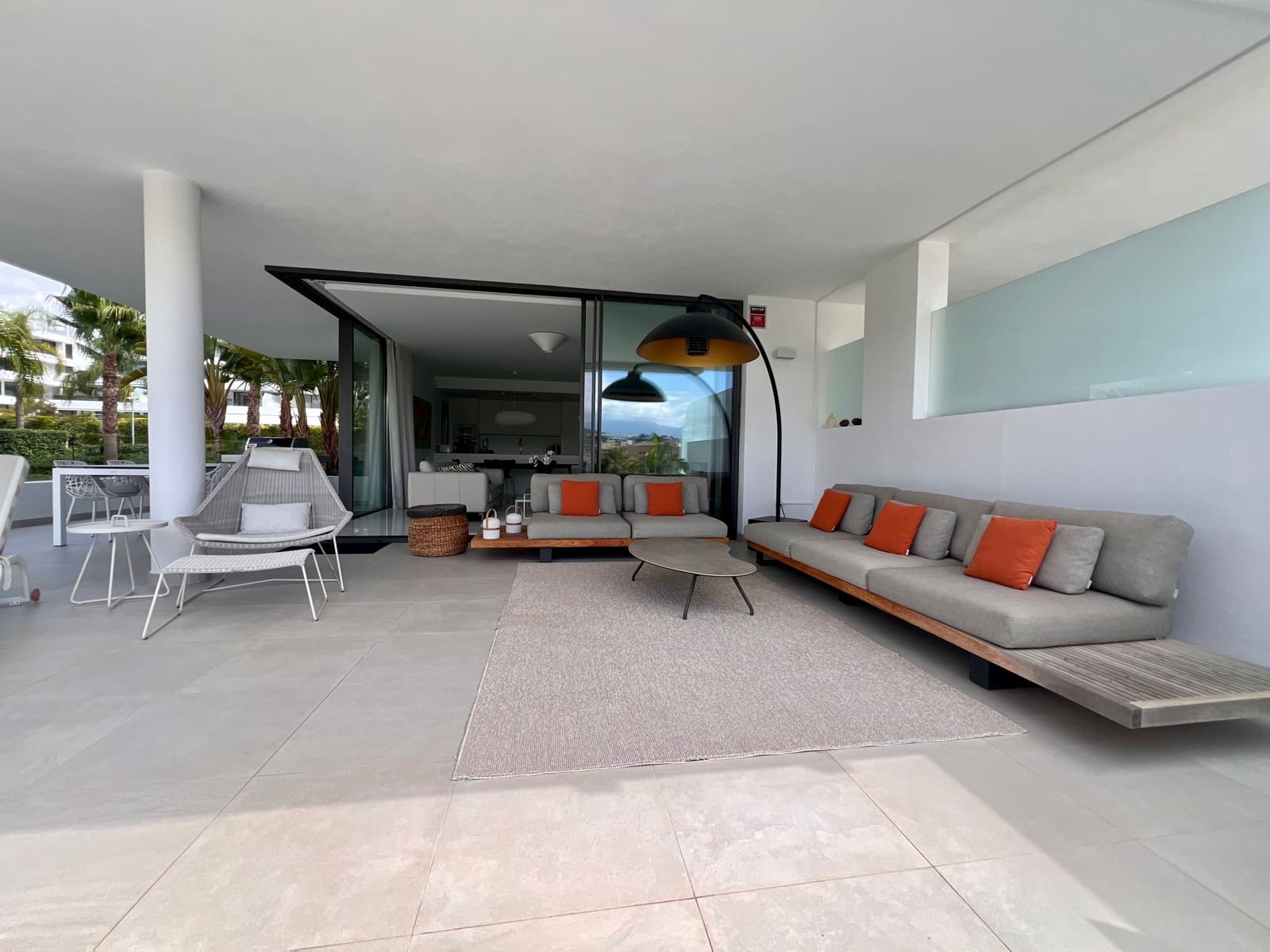 3 quarto Apartamento para venda em New Golden Mile com piscina - 895 000 € (Ref: 9275820)