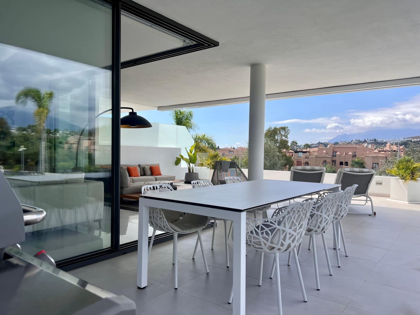 3 quarto Apartamento para venda em New Golden Mile com piscina - 895 000 € (Ref: 9275820)