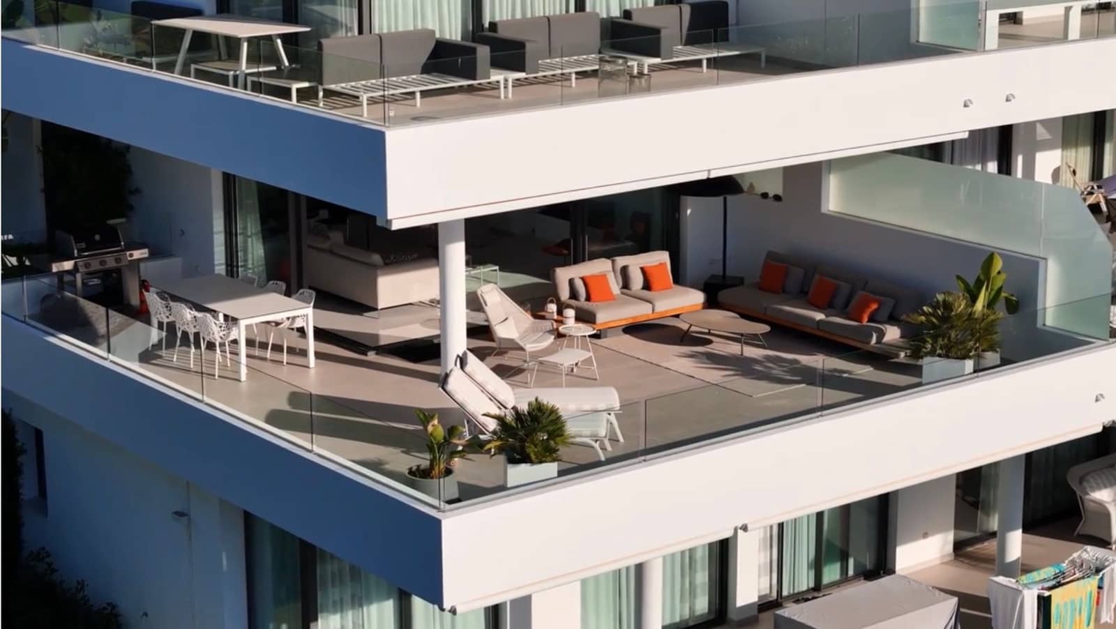 3 quarto Apartamento para venda em New Golden Mile com piscina - 895 000 € (Ref: 9275820)