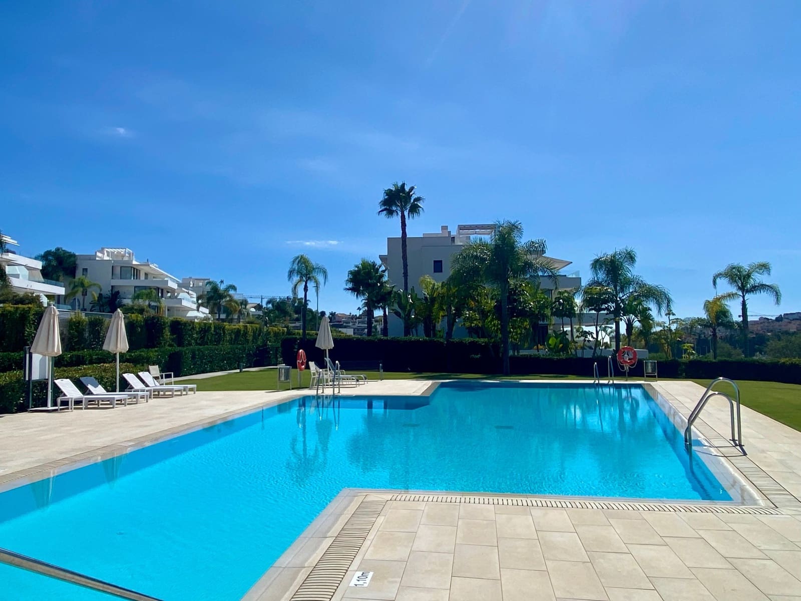 3 quarto Apartamento para venda em New Golden Mile com piscina - 895 000 € (Ref: 9275820)