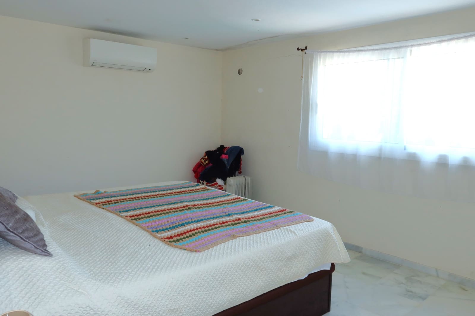 7 bedroom Townhouse for sale in Sotogrande with pool - € 1,100,000 (Ref: 9275941)