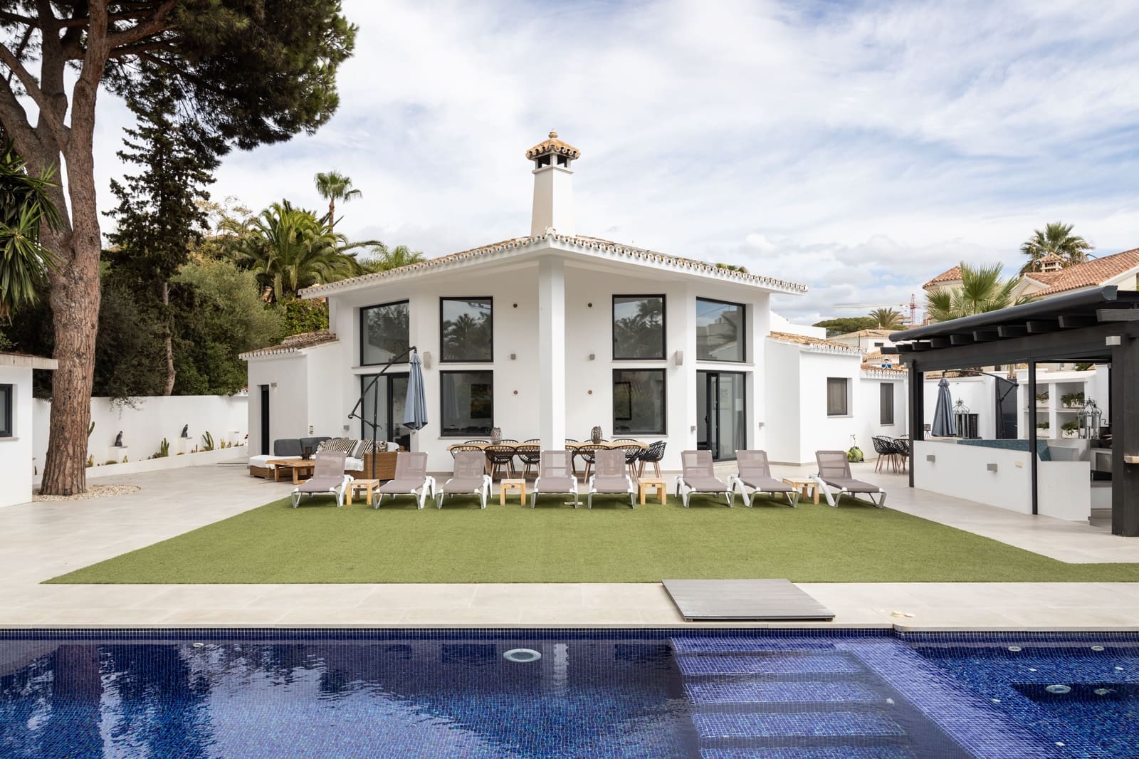 Casa de 5 habitaciones en Marbella en venta con piscina - 3.400.000 € (Ref: 9278716)
