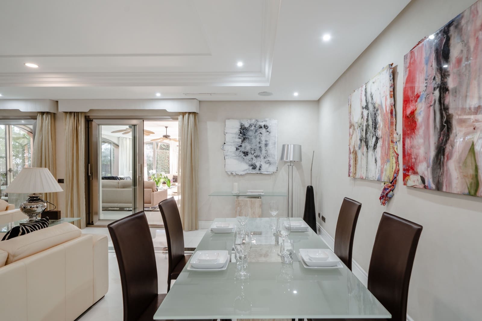 2 bedroom Apartment for sale in Marbella - € 2,950,000 (Ref: 9278717)