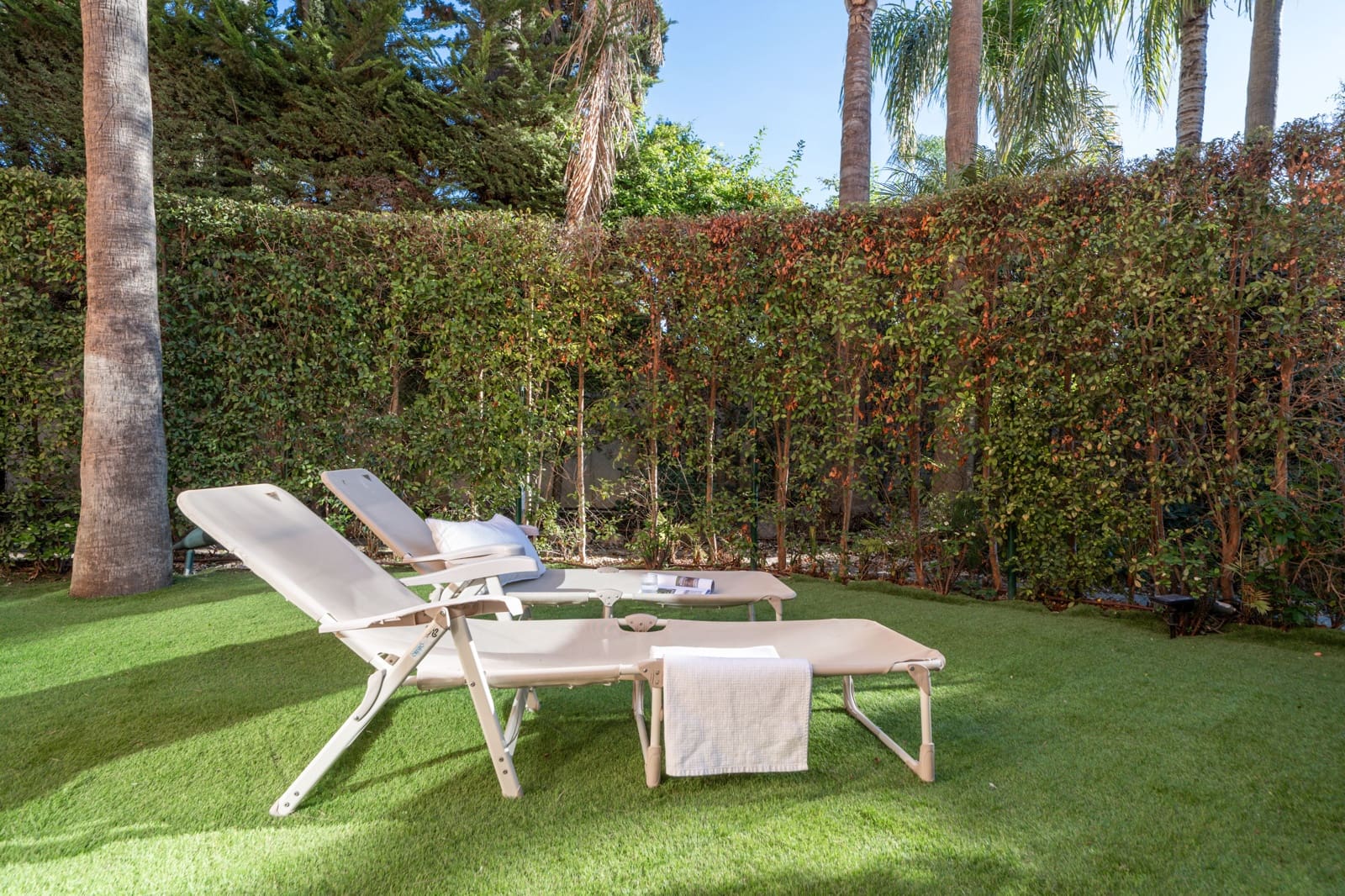 2 bedroom Apartment for sale in Marbella - € 2,950,000 (Ref: 9278717)