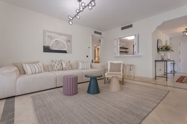 2 soverom Leilighet til leie i Estepona med svømmebasseng - € 3 000 (Ref: 9278718)