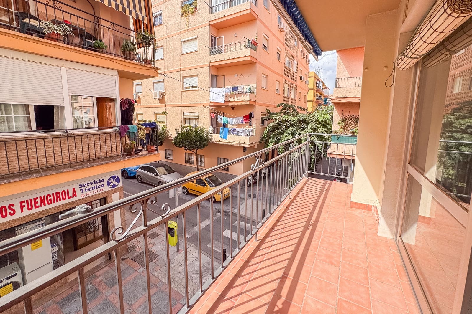 Apartamento de 3 habitaciones en Fuengirola en venta - 240.000 € (Ref: 9283944)