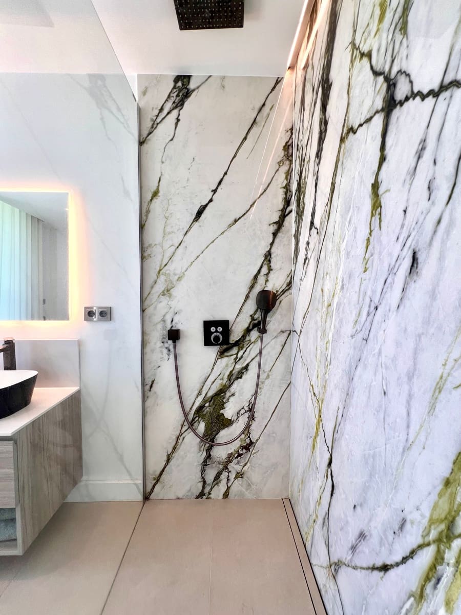 4 soverom Villa til salgs i El Paraiso med svømmebasseng - € 1 775 000 (Ref: 9287318)