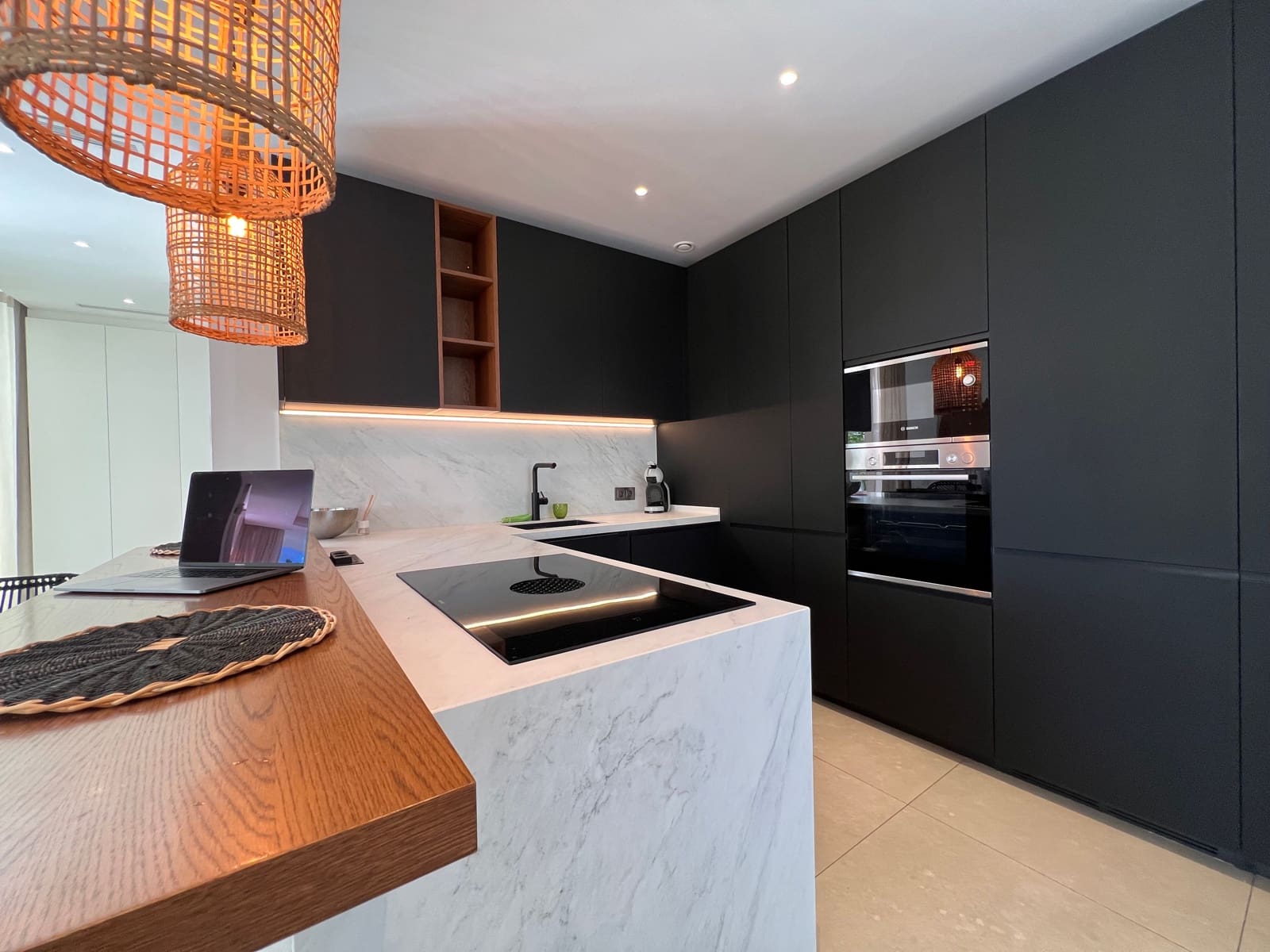 4 soverom Villa til salgs i El Paraiso med svømmebasseng - € 1 775 000 (Ref: 9287318)