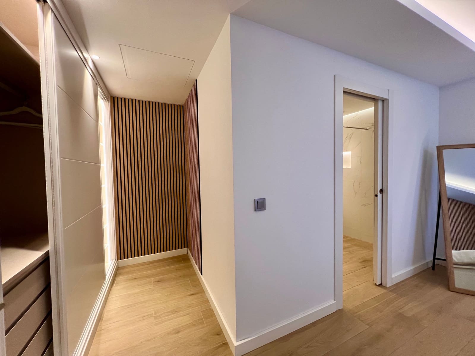 4 soverom Villa til salgs i El Paraiso med svømmebasseng - € 1 775 000 (Ref: 9287318)