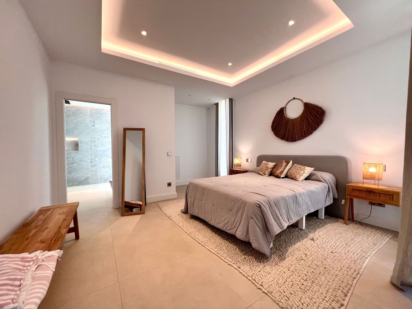 4 soverom Villa til salgs i El Paraiso med svømmebasseng - € 1 775 000 (Ref: 9287318)