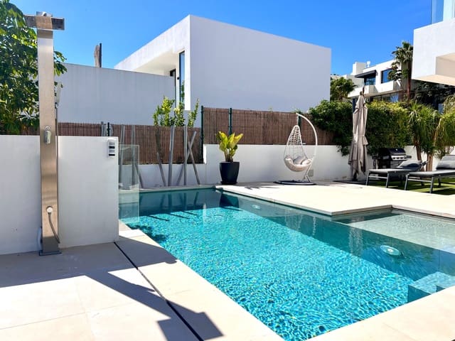 4 soverom Villa til salgs i El Paraiso, Estepona med svømmebasseng - € 1 775 000 (Ref: 9287318)