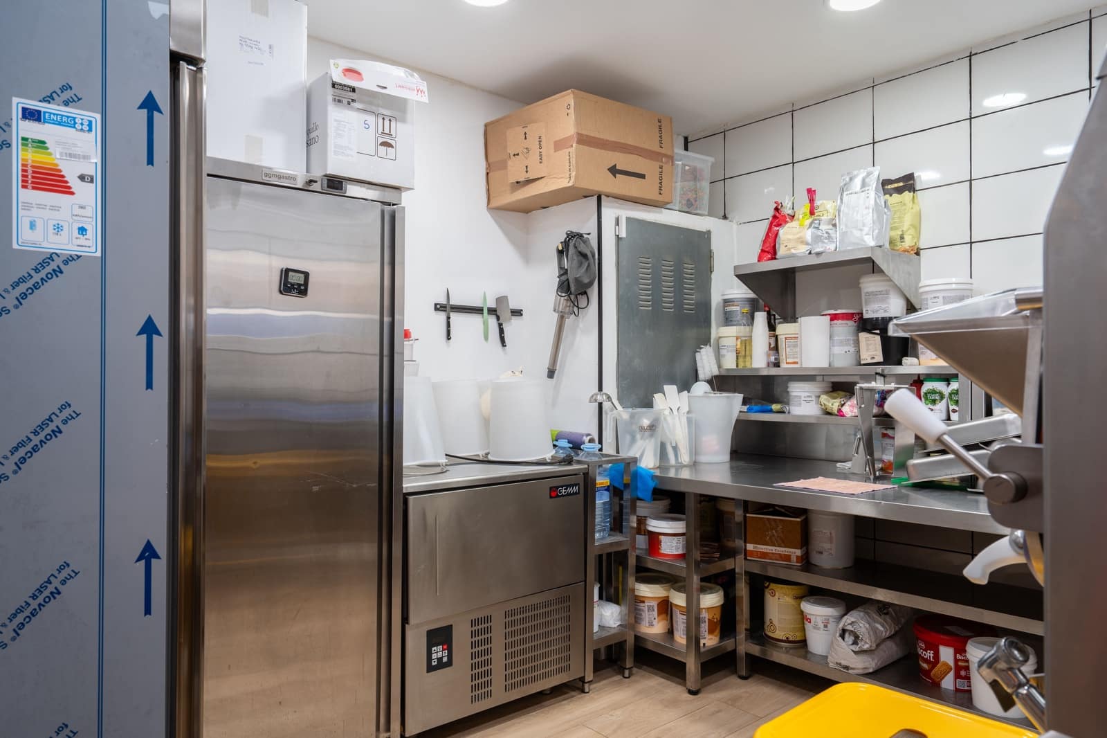 Kaupallinen vuokrattavana paikassa Fuengirola - 2 250 € (Ref: 9289652)