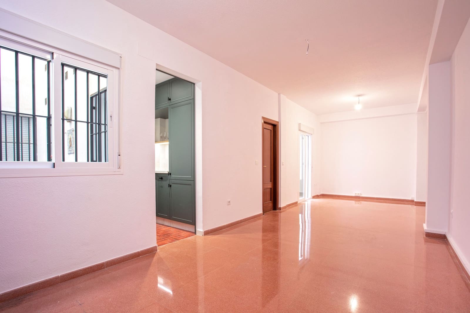 Kontor til salg i Malaga by - € 459.000 (Ref: 9292330)