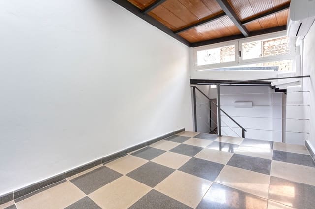 Kontor til salg i Centro Historico, Málaga by - € 459.000 (Ref: 9292330)