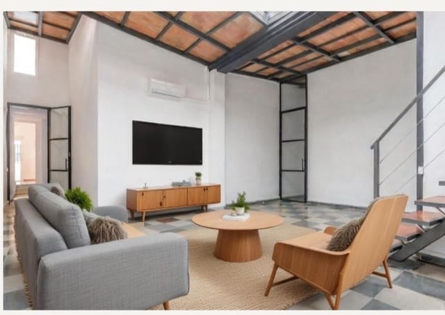 1 bedroom Apartment for sale in Centro Historico, Málaga city - € 419,000 (Ref: 9292331)