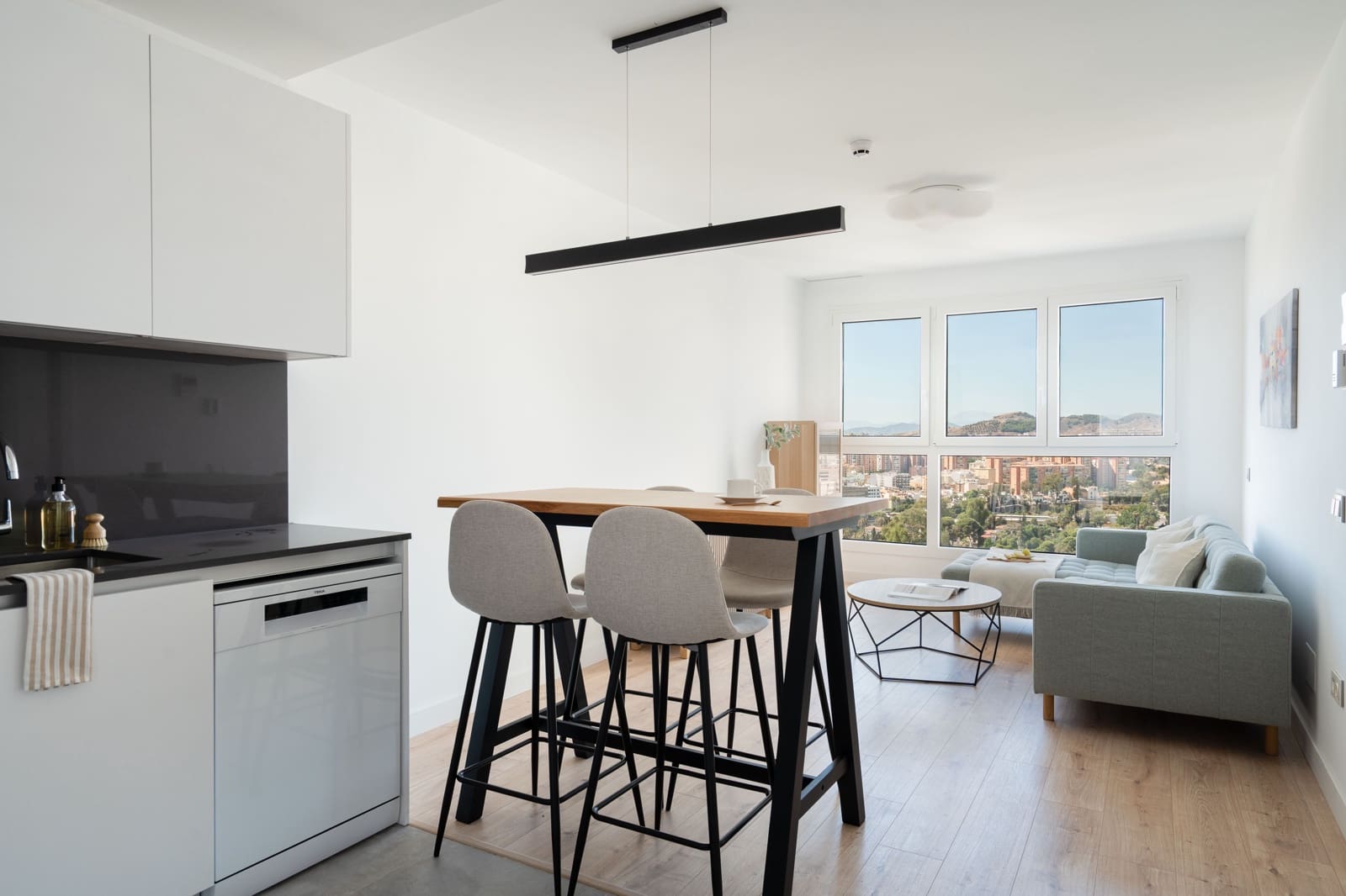 2 soverom Leilighet til salgs i Malaga by med svømmebasseng - € 475 000 (Ref: 9293297)