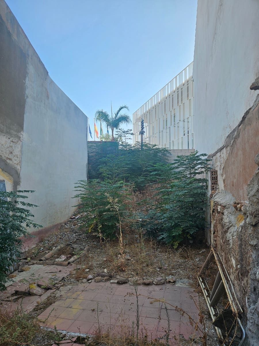 Huis te koop in Alhaurin de la Torre - € 160.000 (Ref: 9293965)