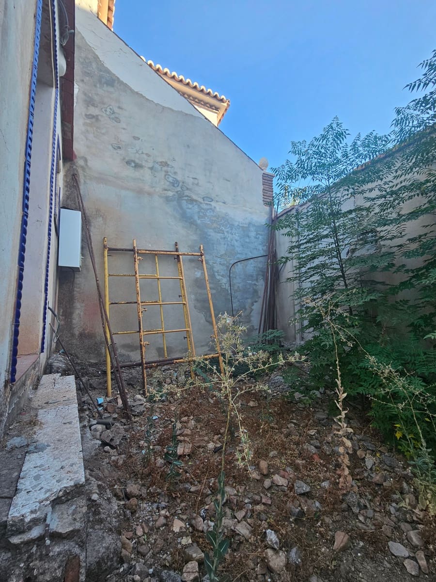 Huis te koop in Alhaurin de la Torre - € 160.000 (Ref: 9293965)