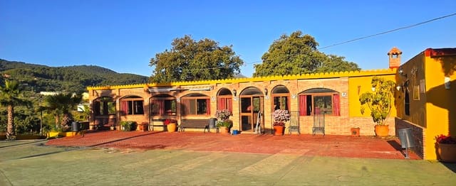 12 soveværelse Finca/Landehus til salg i Monda med swimmingpool - € 3.900.000 (Ref: 9301536)