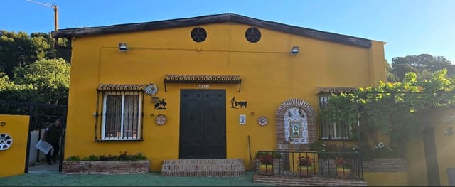 12 soveværelse Finca/Landehus til salg i Monda med swimmingpool - € 3.900.000 (Ref: 9301536)