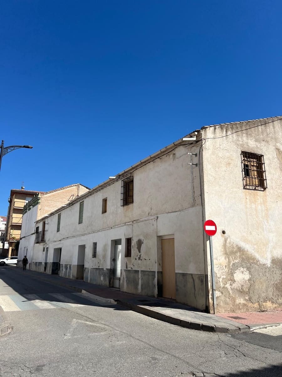 Hus til salgs i Pinos Puente - € 150 000 (Ref: 9311555)