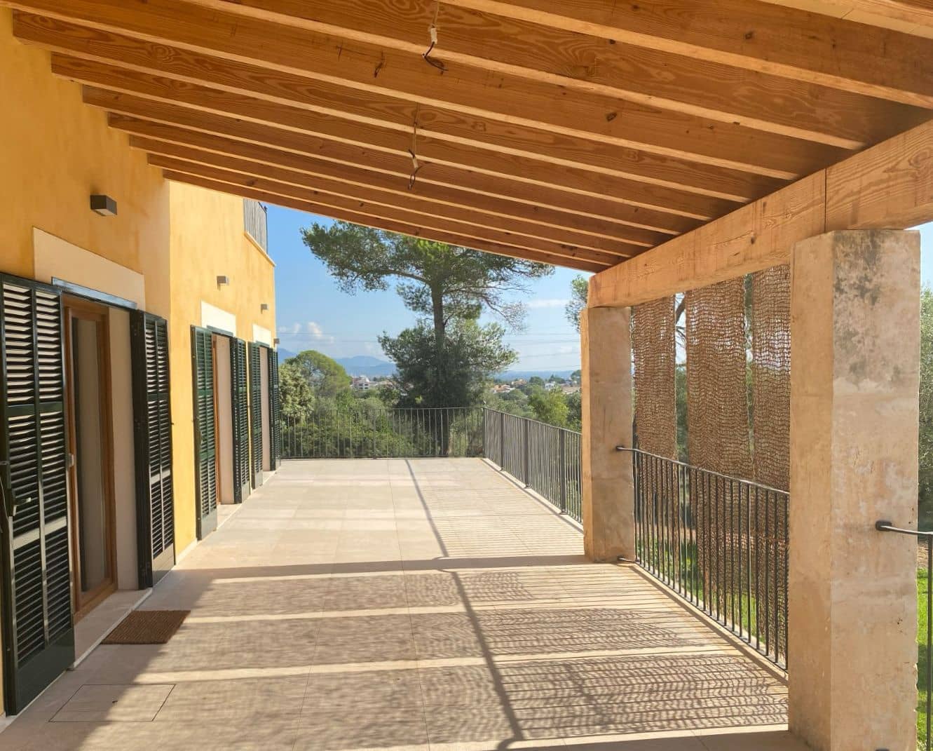 5 bedroom Townhouse for rent in Palma de Mallorca with pool - € 6,500 (Ref: 9319697)