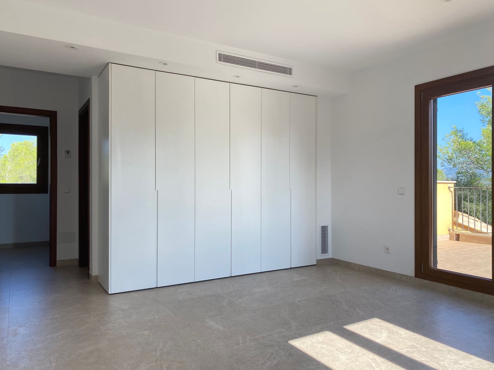 5 bedroom Townhouse for rent in Palma de Mallorca with pool - € 6,500 (Ref: 9319697)