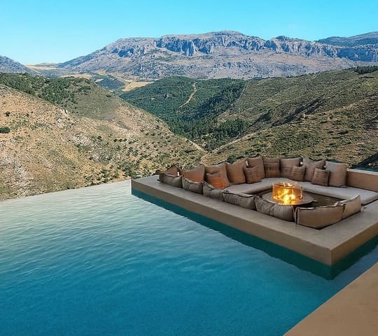 Villa til salgs i Antequera - € 359 000 (Ref: 9319857)